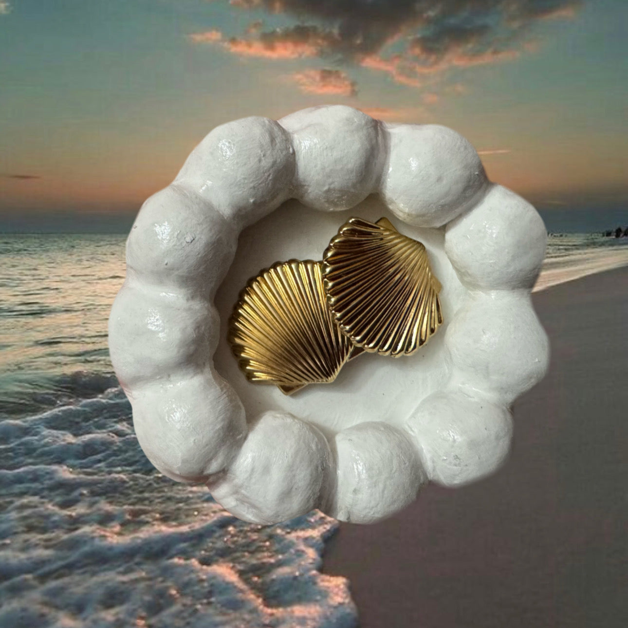 Beach inspired hairclip