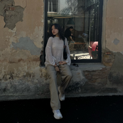 Belle Light Hollow Pullover