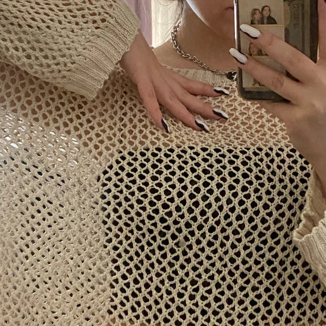 Belle Light Hollow Pullover