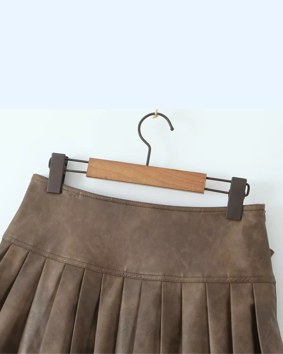 Pleated Leather Belt Skirt