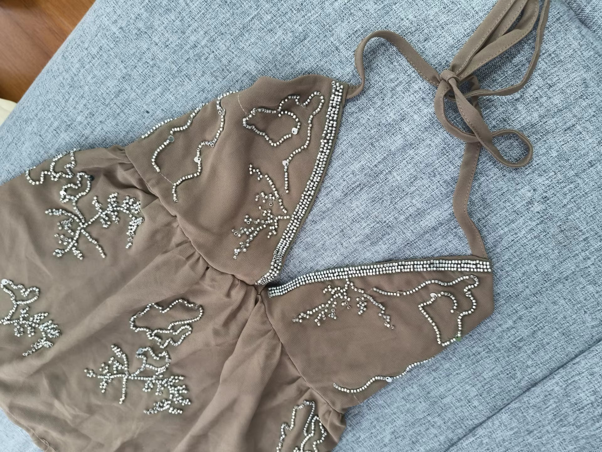 Backless V-neck Brown Top