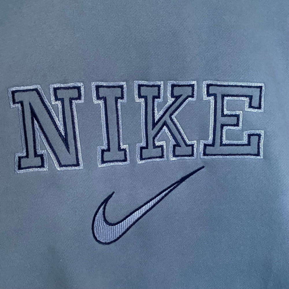 in-stock-vintage-80s-inspired-old-blue-sweatshirt_68594d8c-e15f-416c-87a3-ff5af4c8419e.jpg